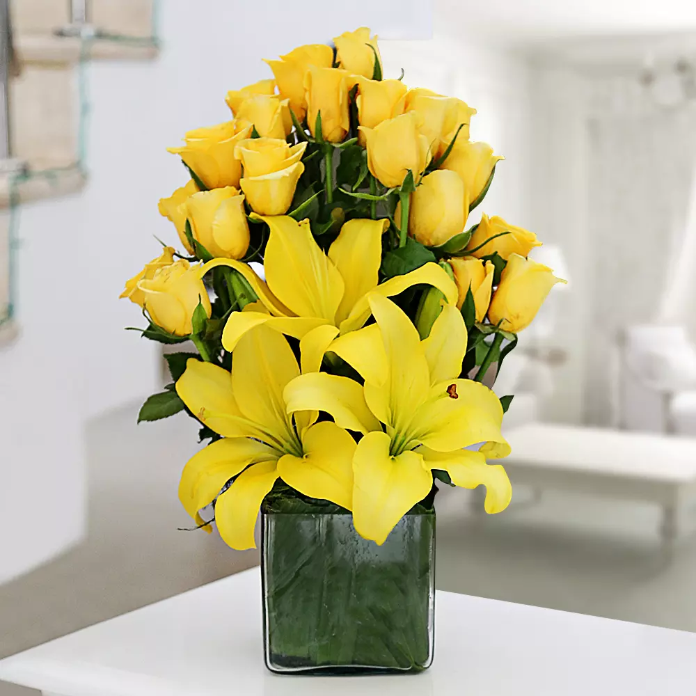 Bright and Fresh Yellow Flower In Vase